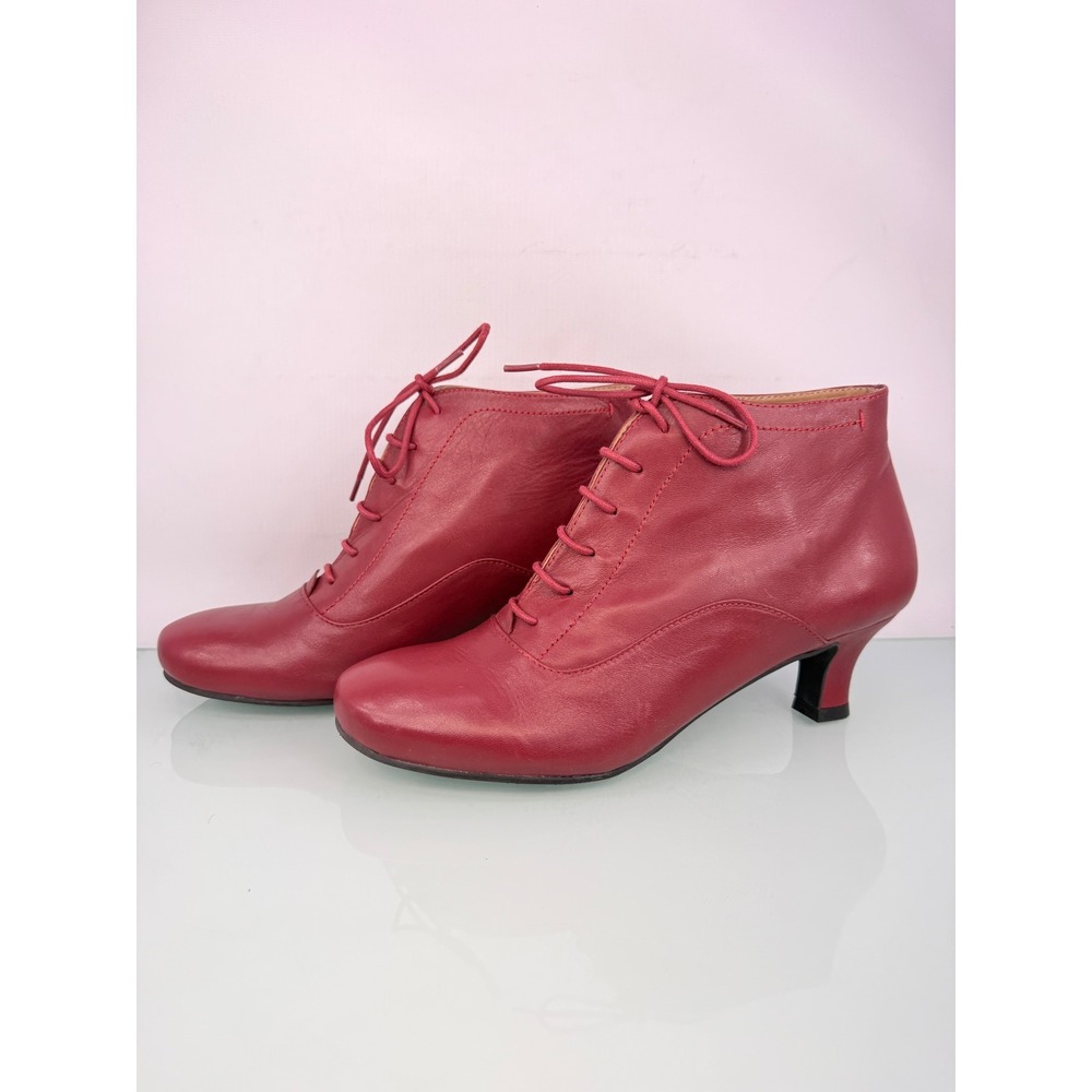 Array Red Leather Lace Up Ankle Boots Womens Sz 9 Kitten Heel Retro Minimalist